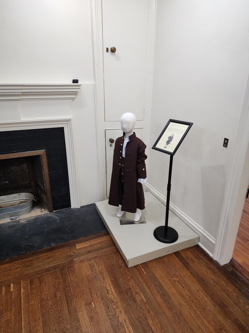 Remembrances of a Founder: Robert R. Livingston in Popular&nbsp;Memory